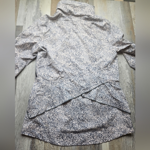 Lululemon Runaway Jacket Pebble Print Size 10 Hoodie Full Zipper - Picture 6 of 11